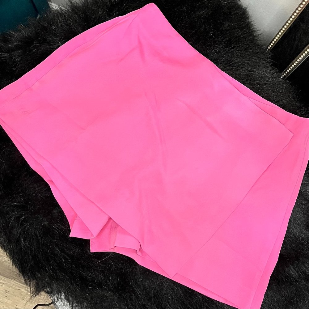 Bubble Gum Pink Skort